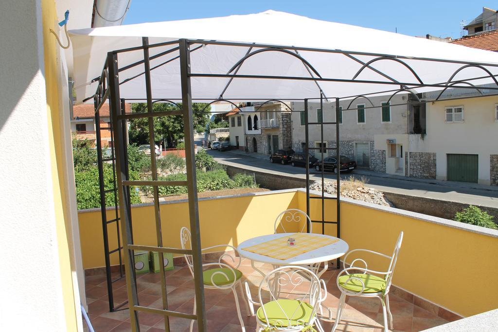 Apartment Antic Zaton  Ruang foto